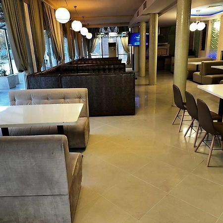 Apartments Devora 1 & Bar & Restaurant Βάρνα Εξωτερικό φωτογραφία