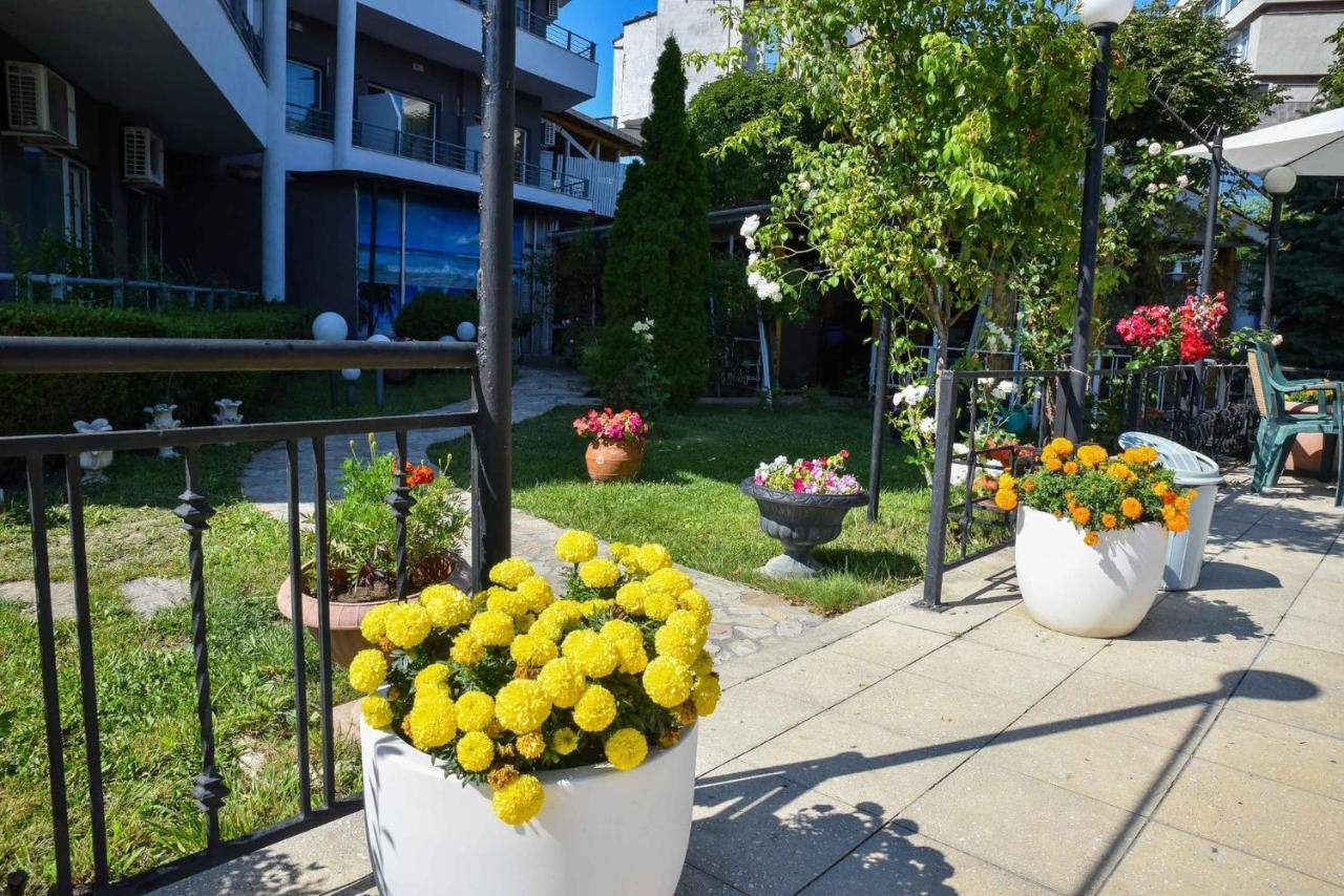 Apartments Devora 1 & Bar & Restaurant Βάρνα Εξωτερικό φωτογραφία